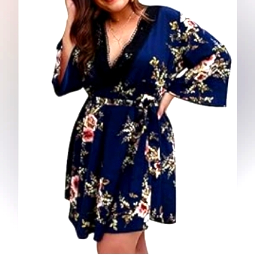 Lace Trim Sexy Dress Plus size XL Low cut light weight, tie back